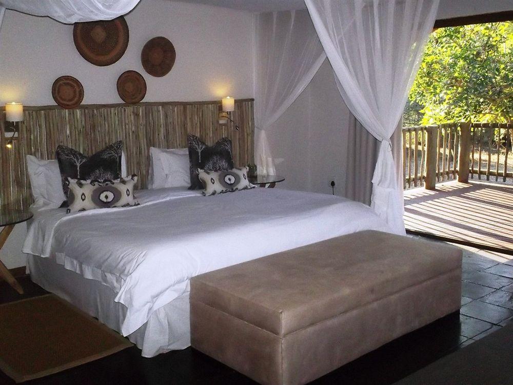 Rhino River Lodge Manyoni Private Game Reserve ภายนอก รูปภาพ